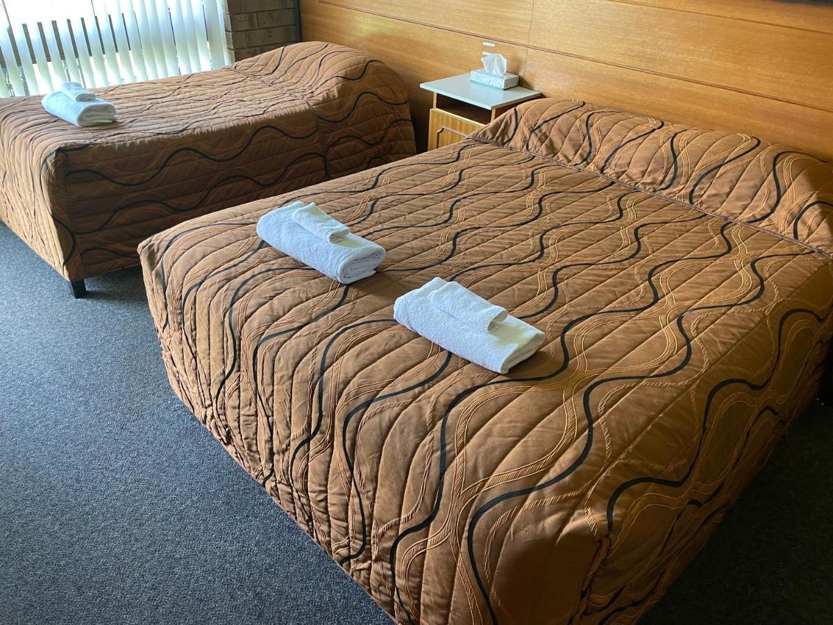 Pavlos Motel Ingle Farm Екстер'єр фото