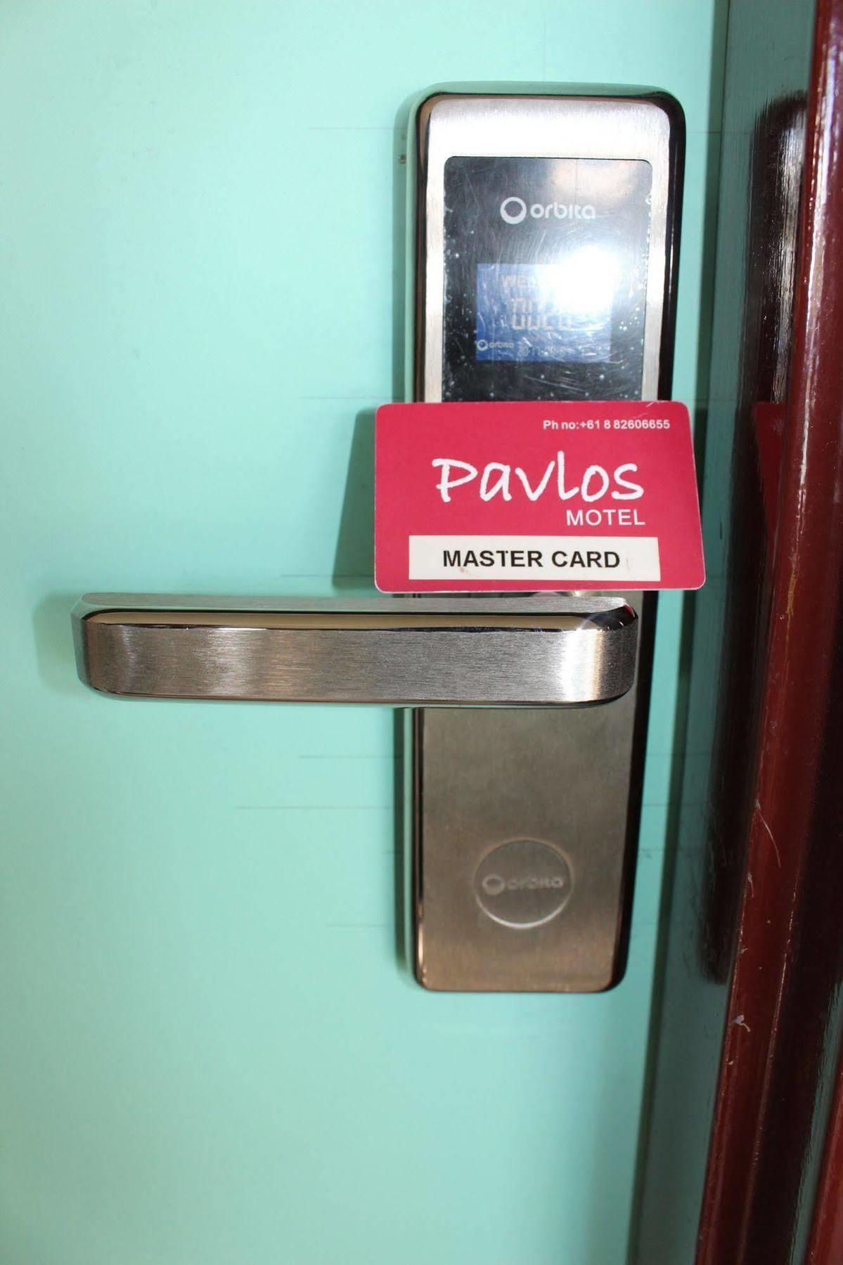 Pavlos Motel Ingle Farm Екстер'єр фото