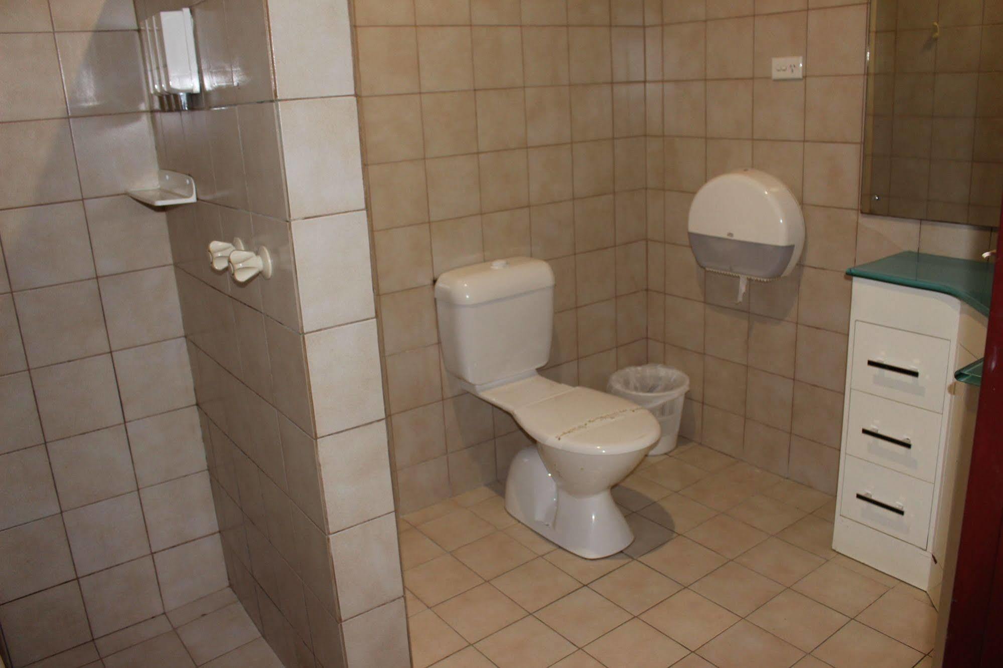 Pavlos Motel Ingle Farm Екстер'єр фото