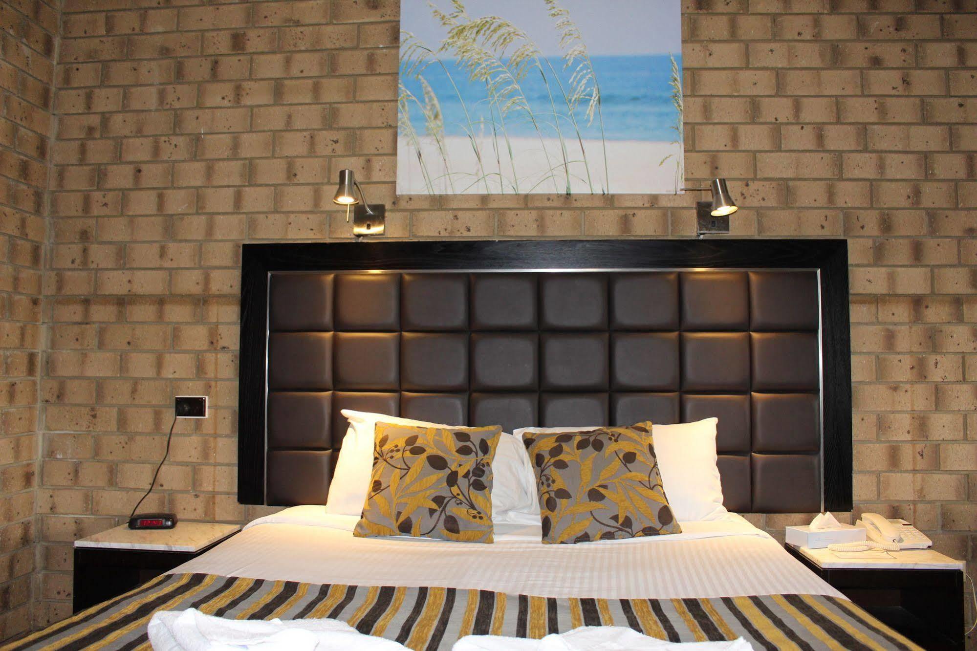 Pavlos Motel Ingle Farm Екстер'єр фото